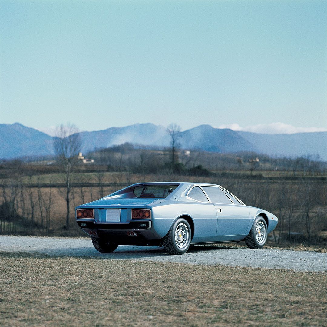 Ferrari-dino-308-gt4-1972