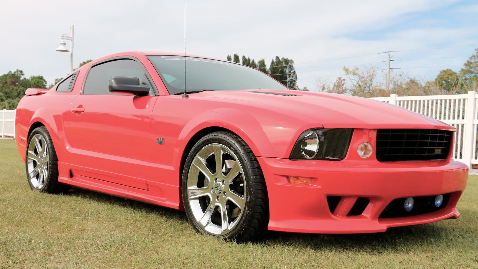 Ford Mustang Saleen S281