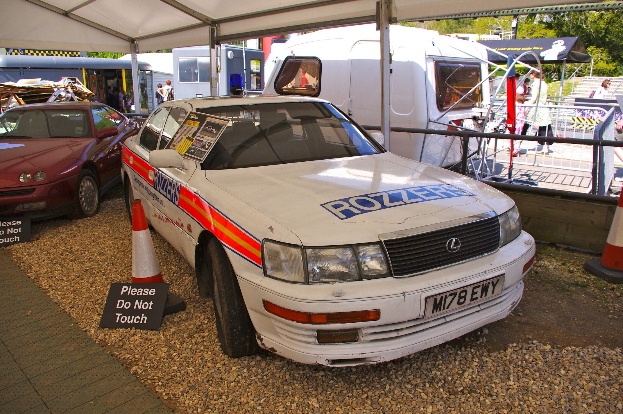 James_May's_Lexus_LS400_Top_Gear_Police_Car
