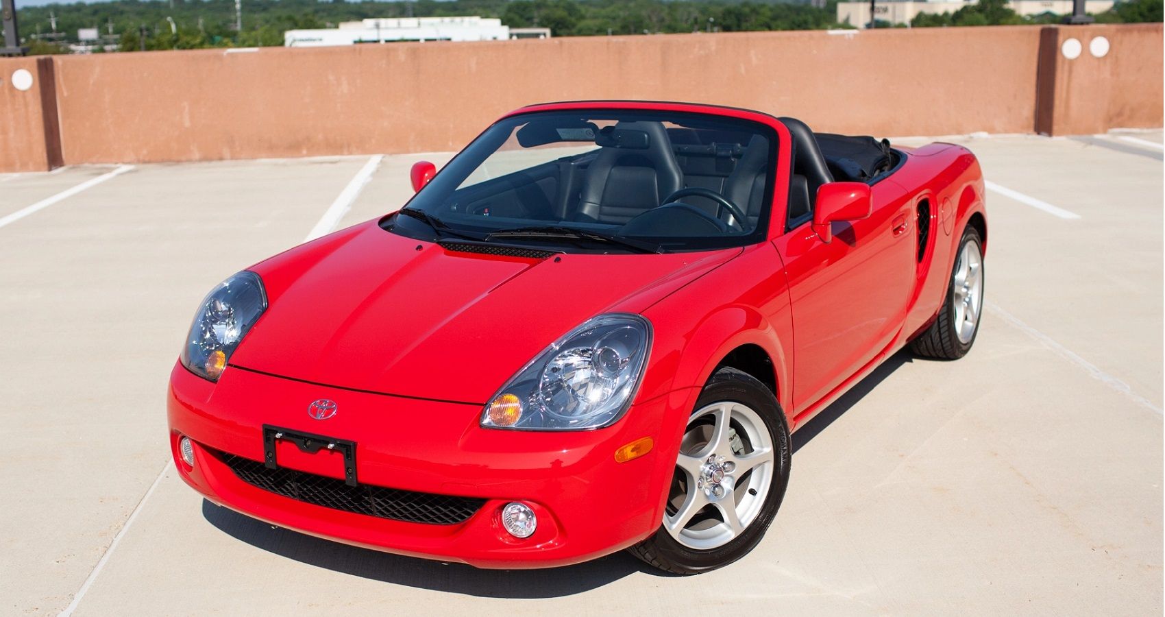 MR2 Spyder - Front