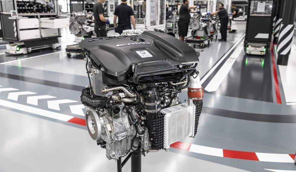 Mercedes- Turbocharged 2.0-Liter M139 Engine
