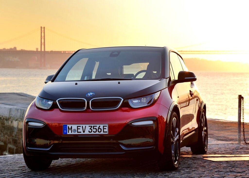 Orange 2018 BMW i3s front 