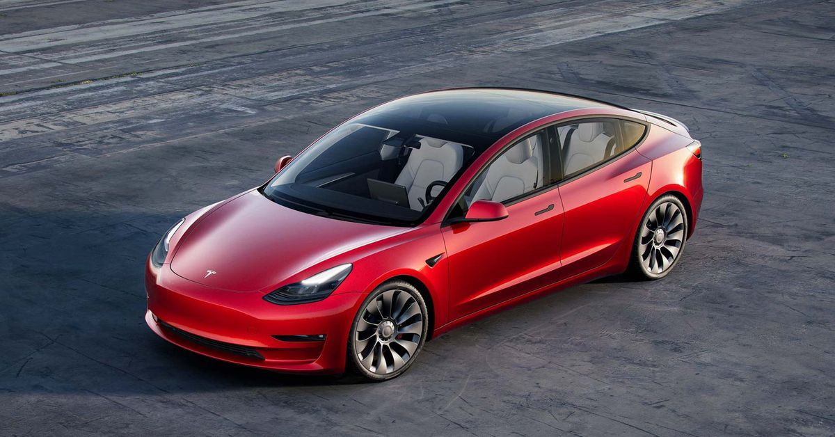 Tesla Model 3 2022