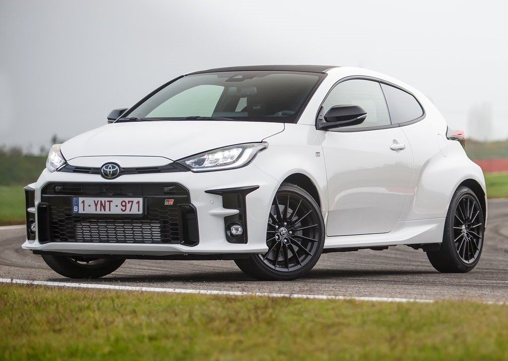 These Are The 10 Best Toyotas Ever Sold With A Manual Transmission 