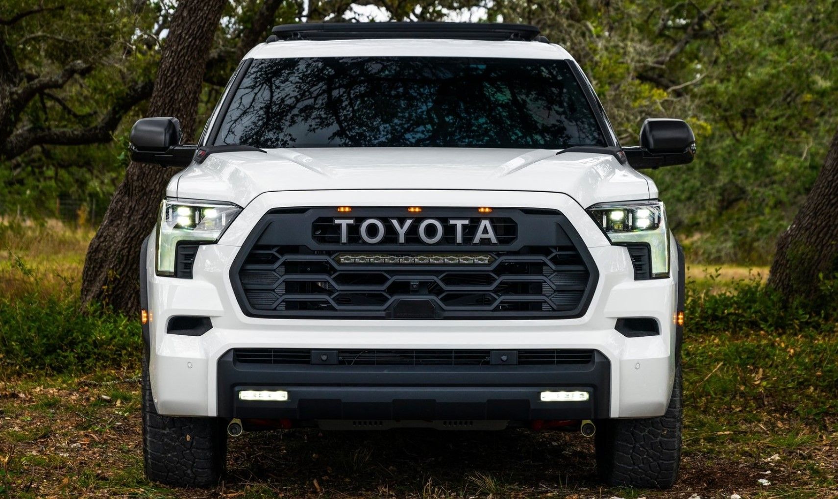 Here’s How The 2023 Toyota Sequoia Compares To The Ford Expedition
