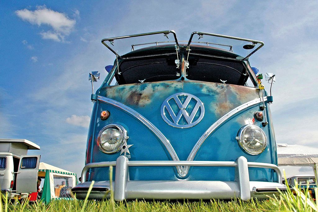 Volkswagen Bus Fest campervan, front profile view, blue