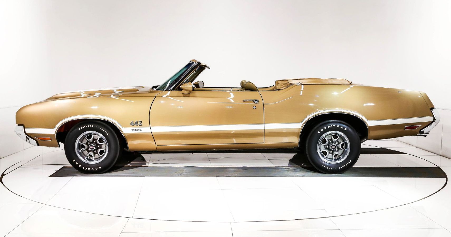 1970 Gold Oldsmobile 442 w-30 convertible side view