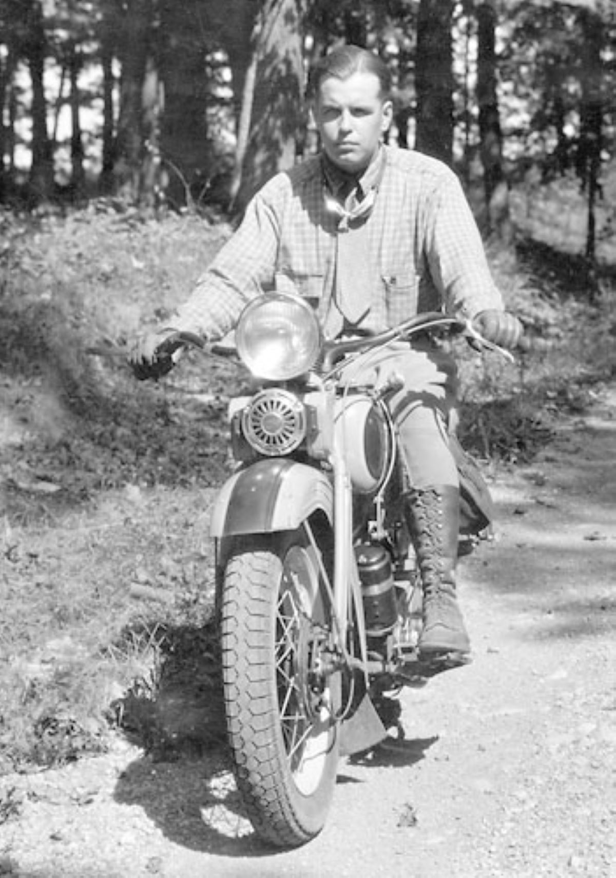 10 Fast Facts About Willie G. Davidson