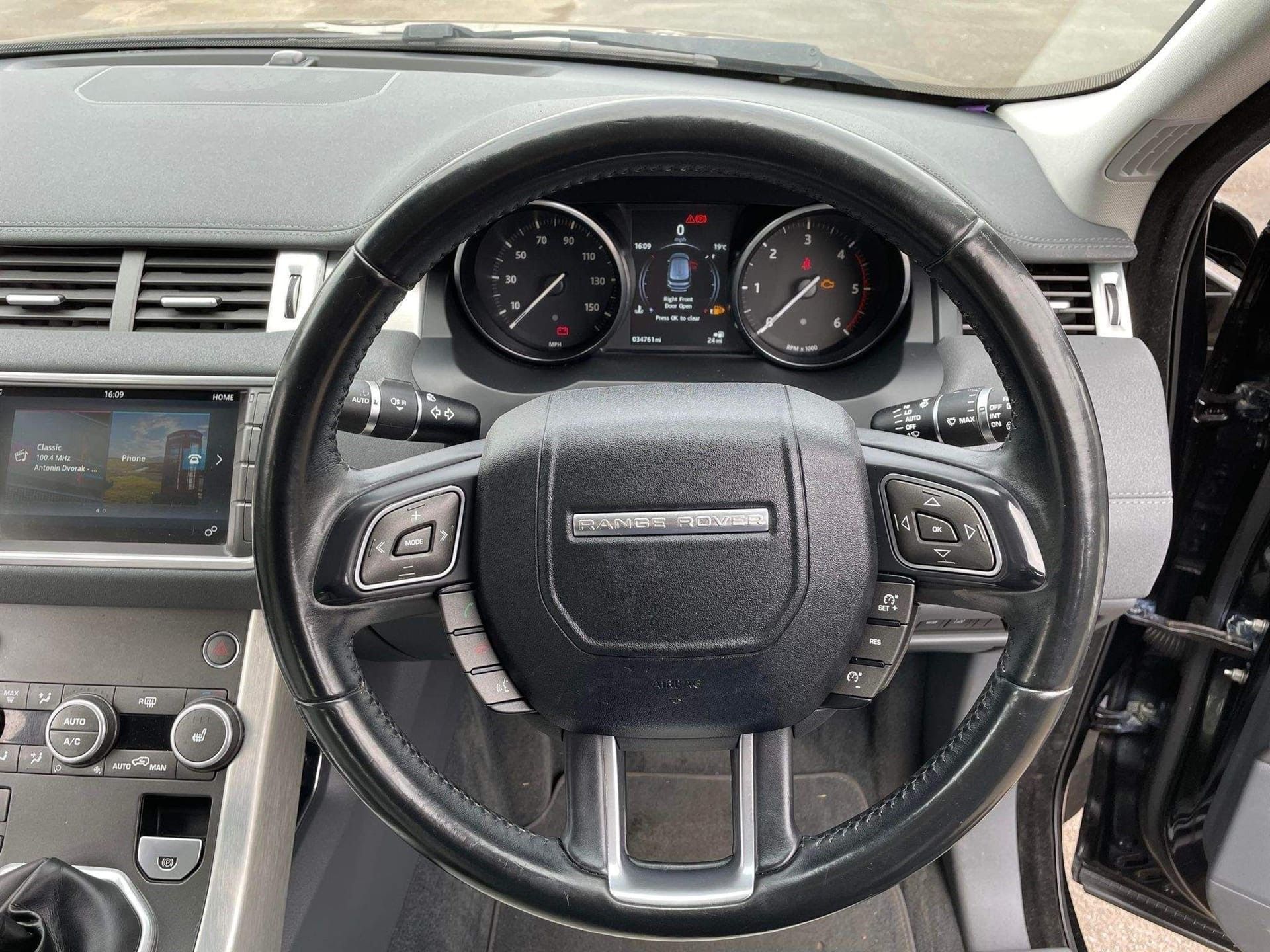 land-rover-range-rover-direction