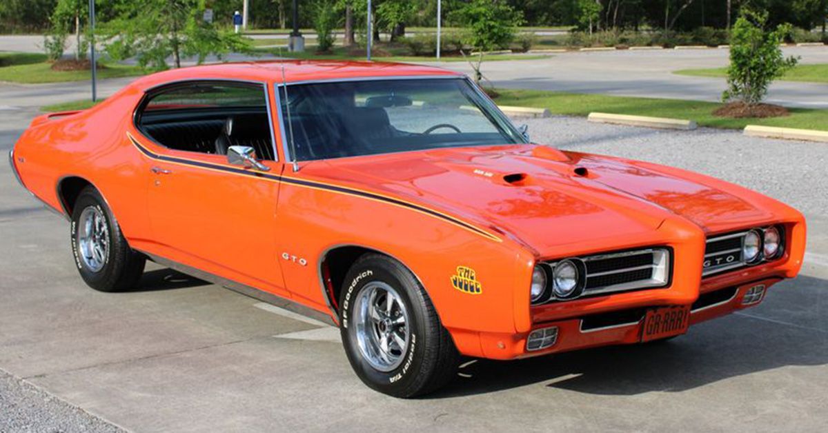 15 Most Macho American Coupes That Turn Heads Everywhere They Go