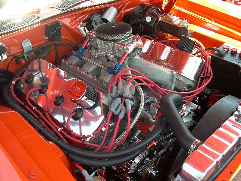 1971_Plymouth_Hemi_'Cuda_engine 
