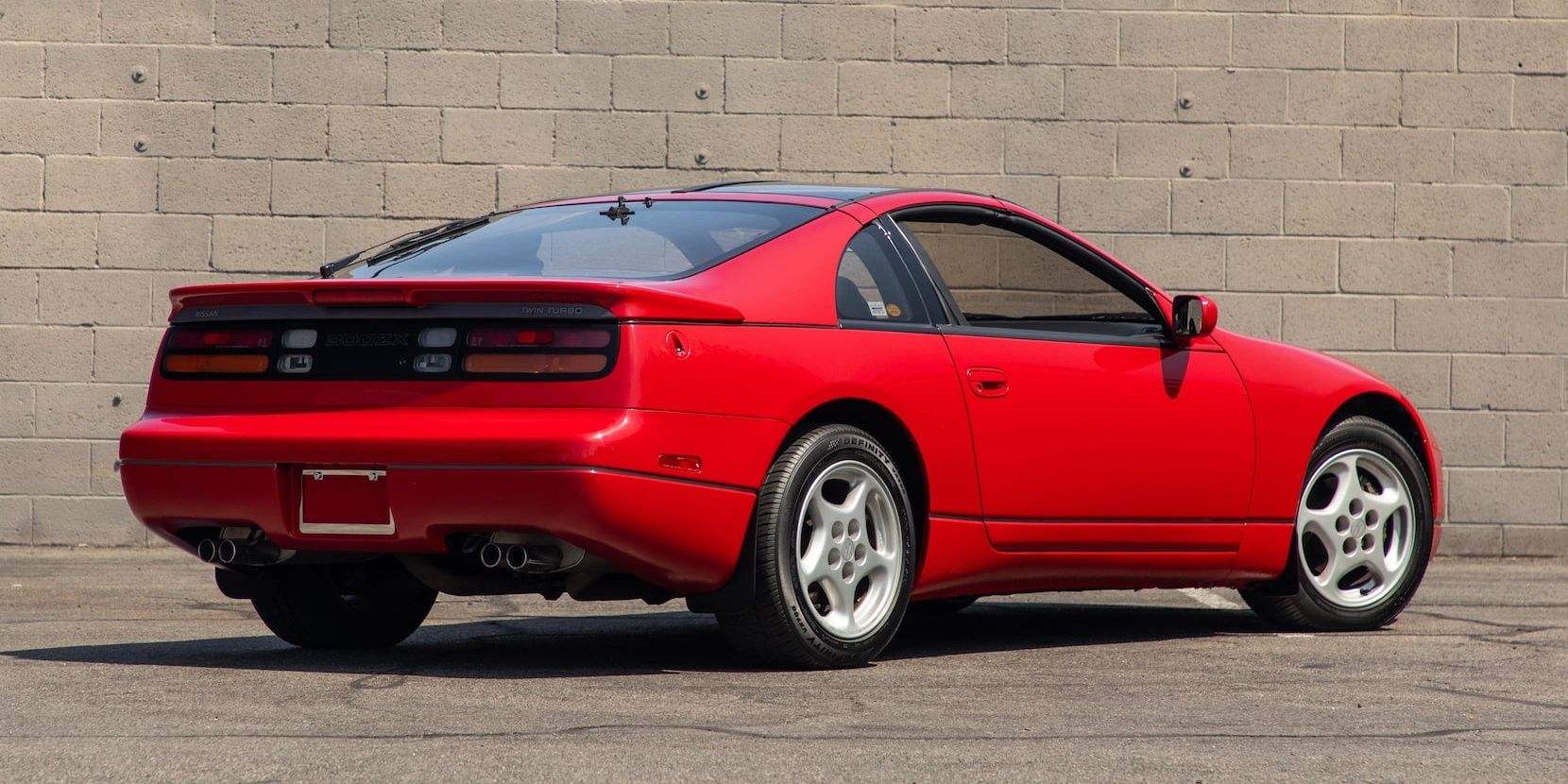1990 Nissan 300ZX Red-rear