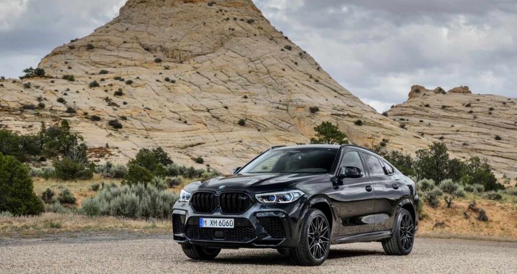 2022 BMW X6 M Competition flaunting its gorgeous black exterior