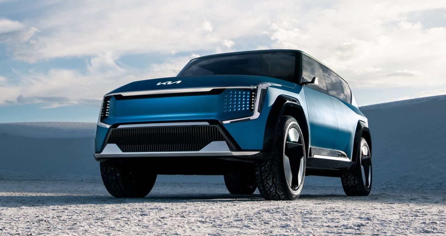 2021 Kia EV9 Concept Front Profile Featured 