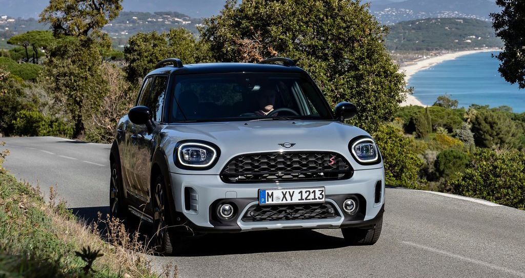 These Are Our Favorite Features Of The Mini Countryman