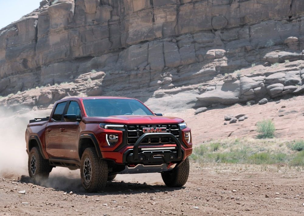 The 2023 GMC Canyon's New Engine Is Ready To Take On The Toyota