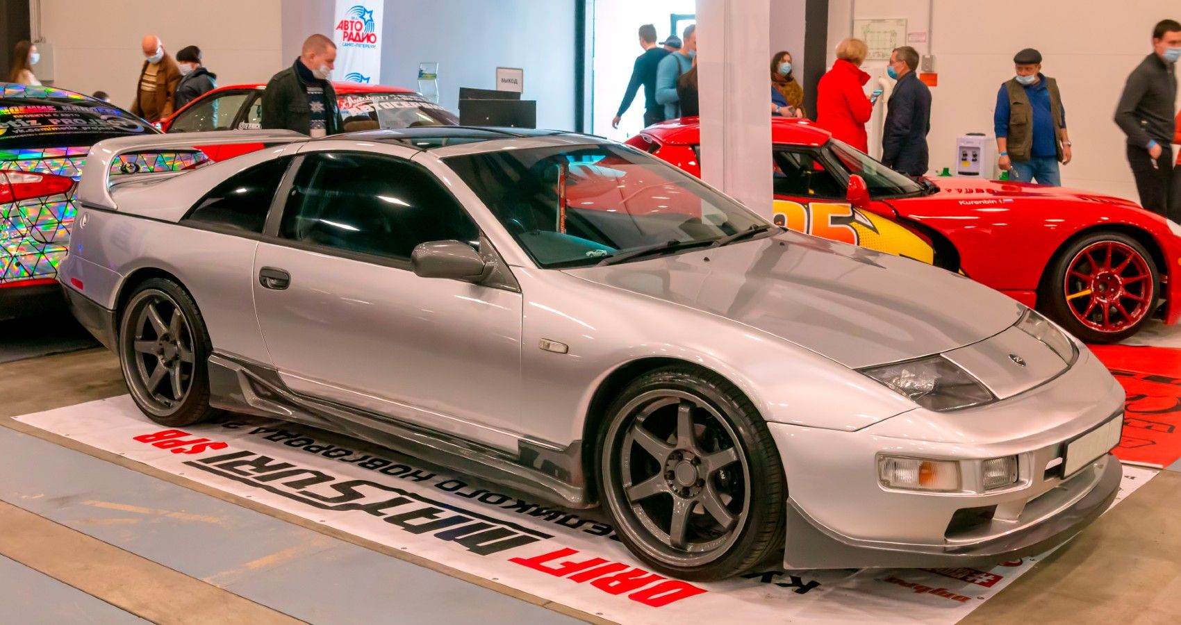 10 Reasons Why You Should Buy A Nissan 300ZX