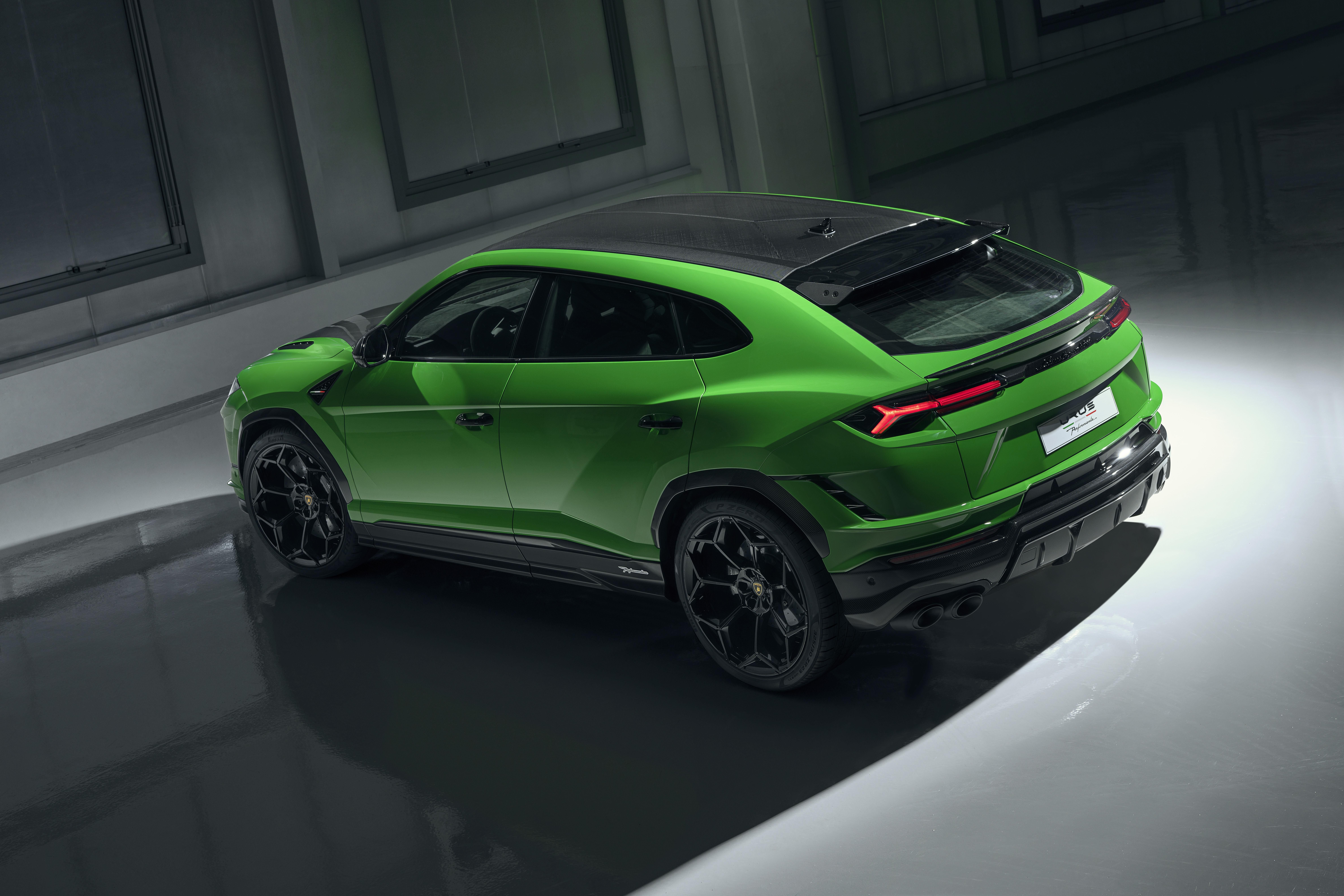 Lamborghini Urus Performante Green Version Rear Quarter View In Studio
