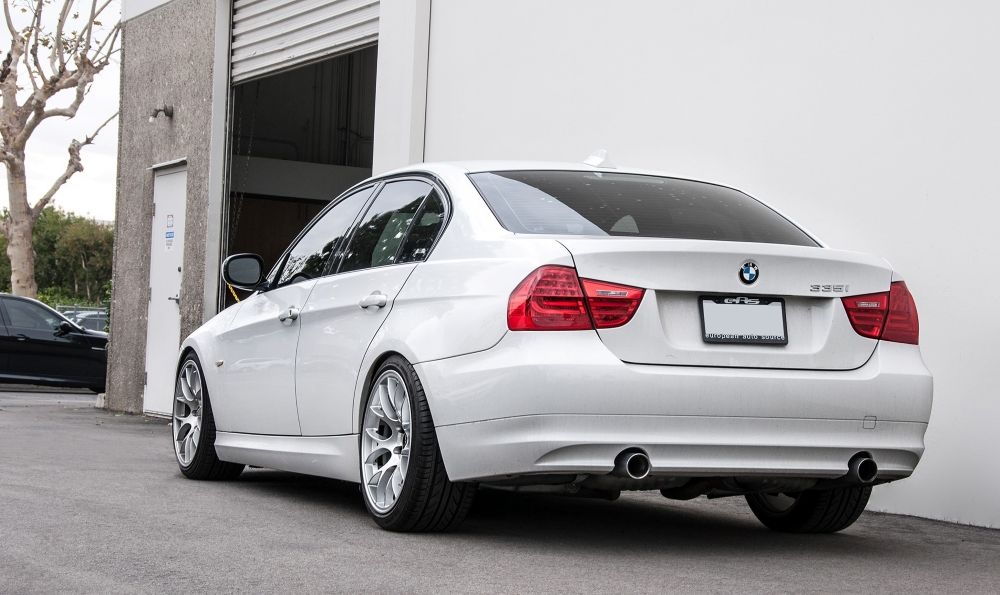 The E92 328xi Might Be The Perfect First Car - BimmerLife