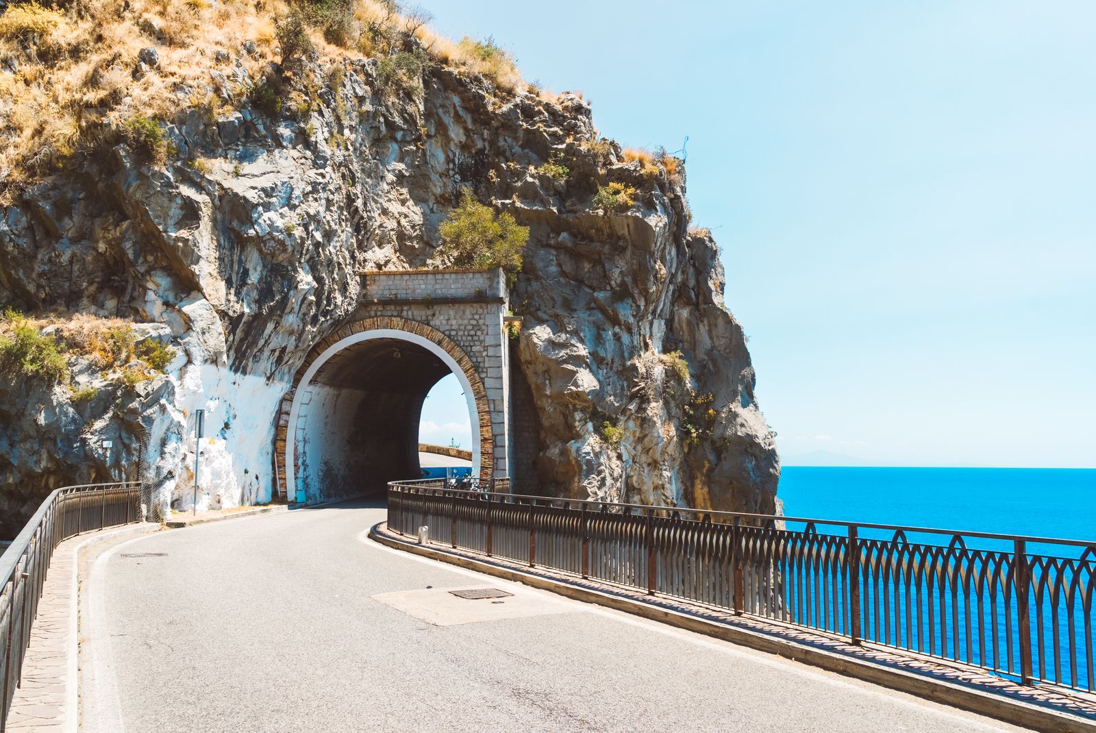 Amalfi Drive 1 WOWabouts