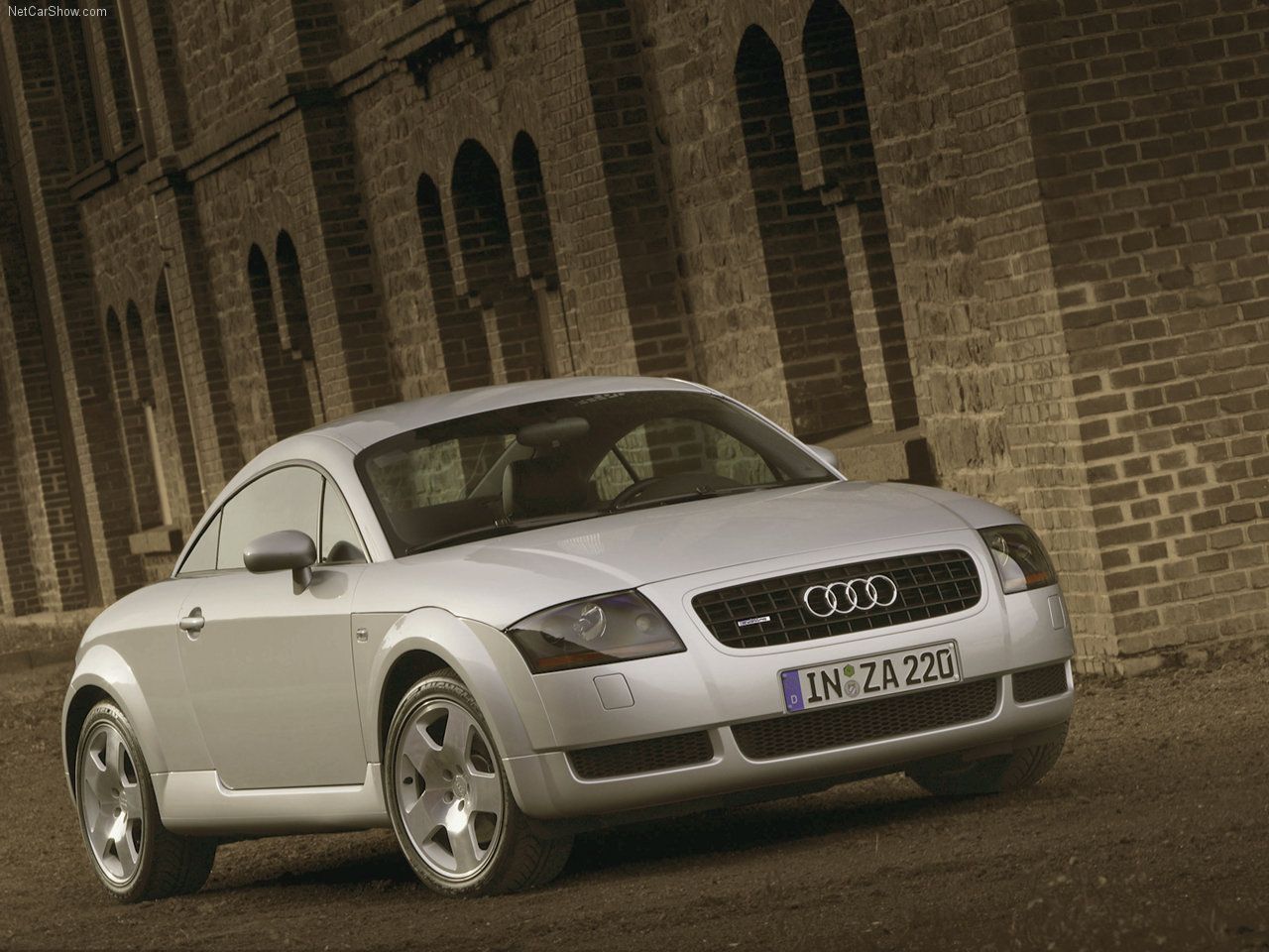 Audi-TT_Coupe-1999