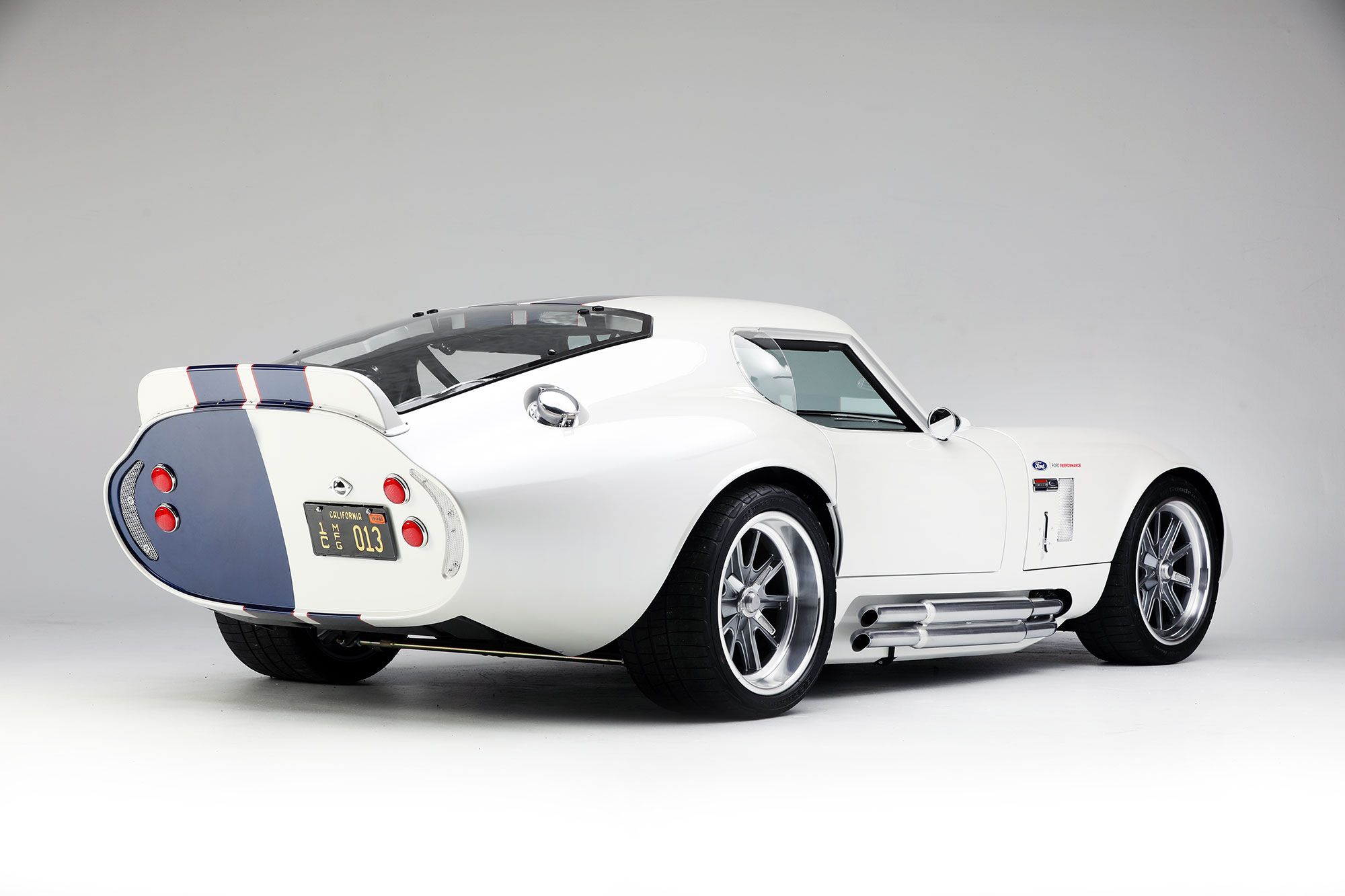 10 Reasons Why Gearheads Should Consider Buying A Kit Car