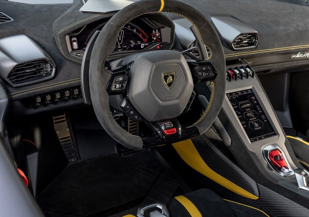 Lamborghini-Huracan_STO-2021-Steering