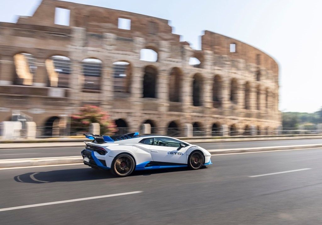 Lamborghini-Huracan_STO-2021-rome