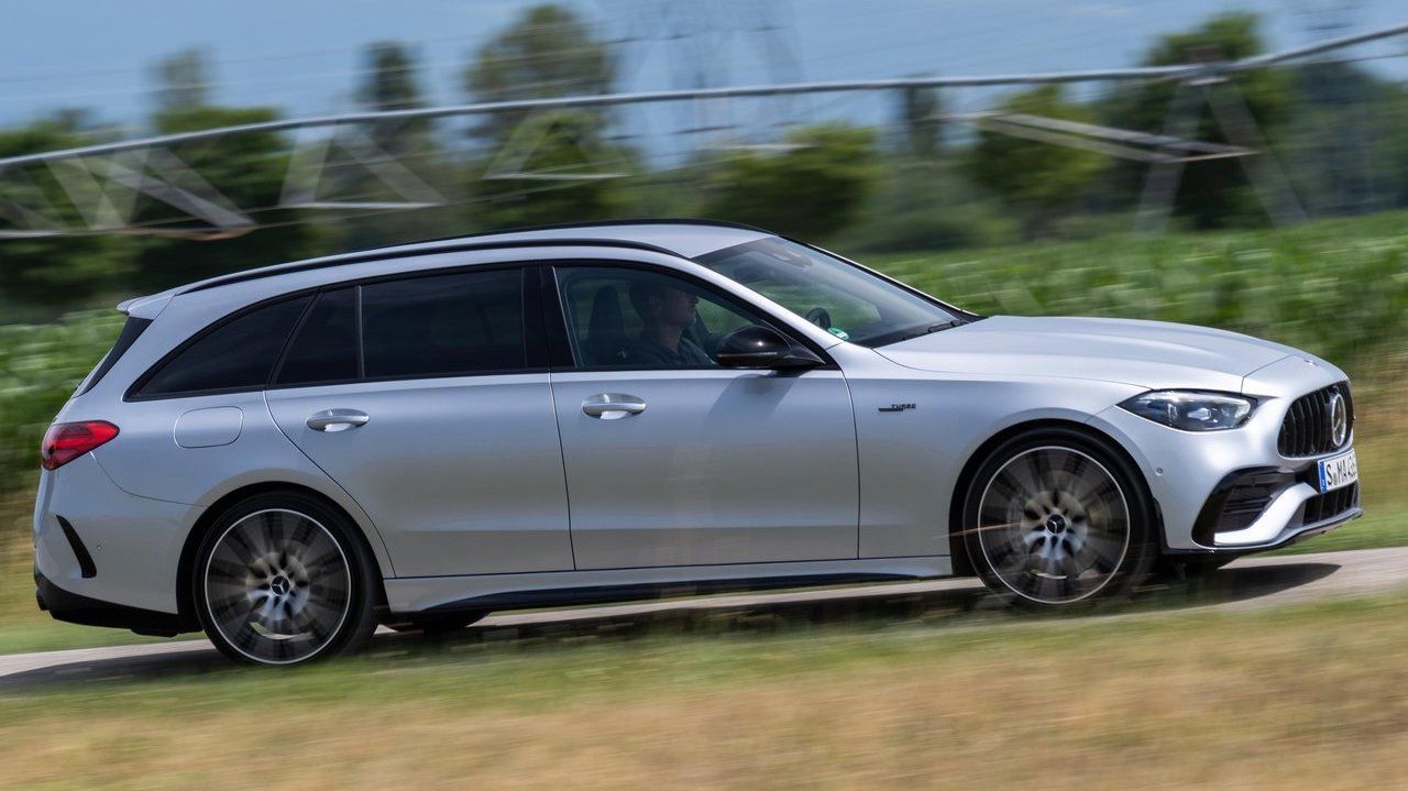 Mercedes-Benz-C43_AMG_Estate-2023-side