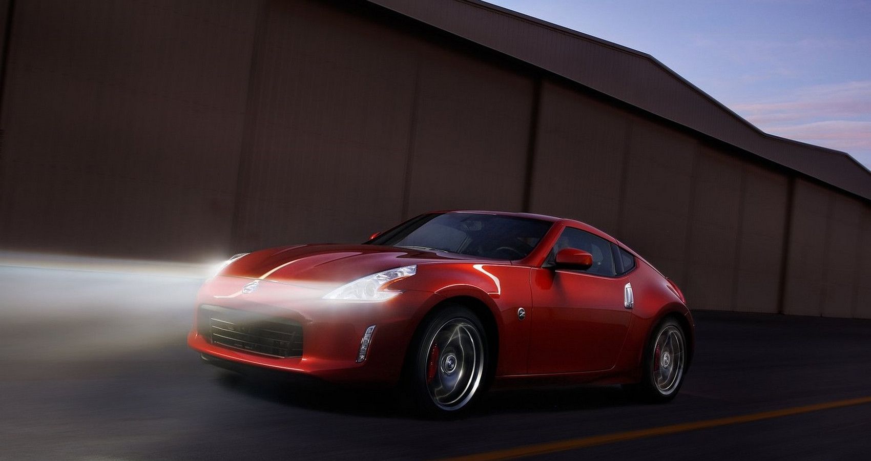Nissan 370Z -- Front