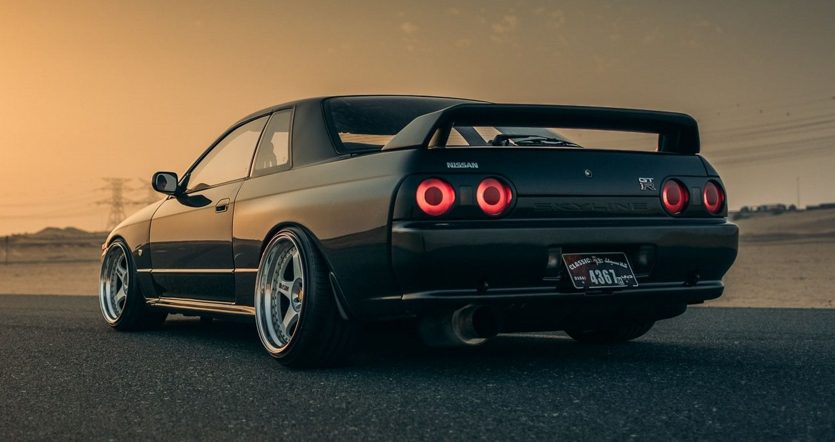 Nissan Skyline R32 GTR - Rear