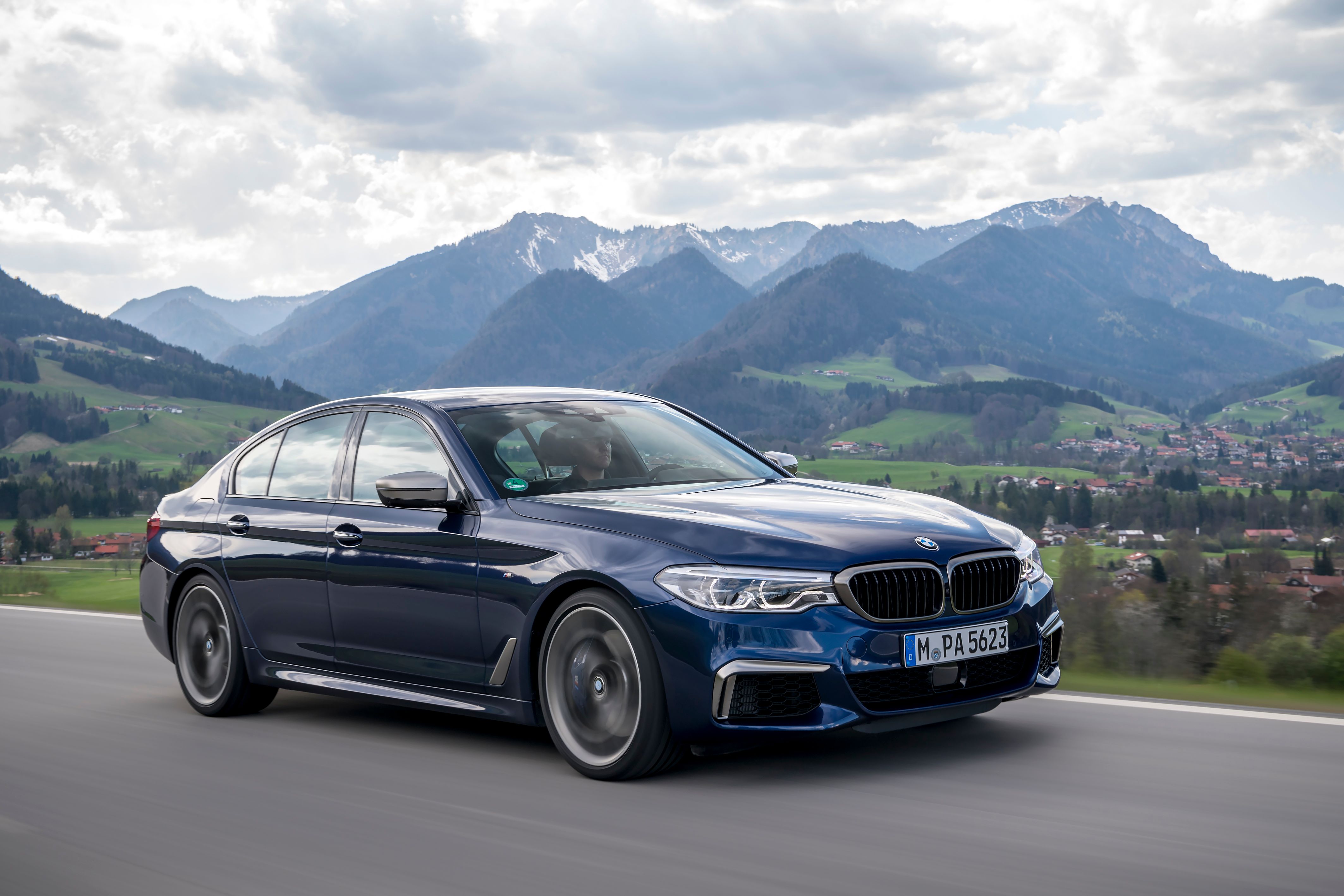 BMW M550i xDrive On The Move