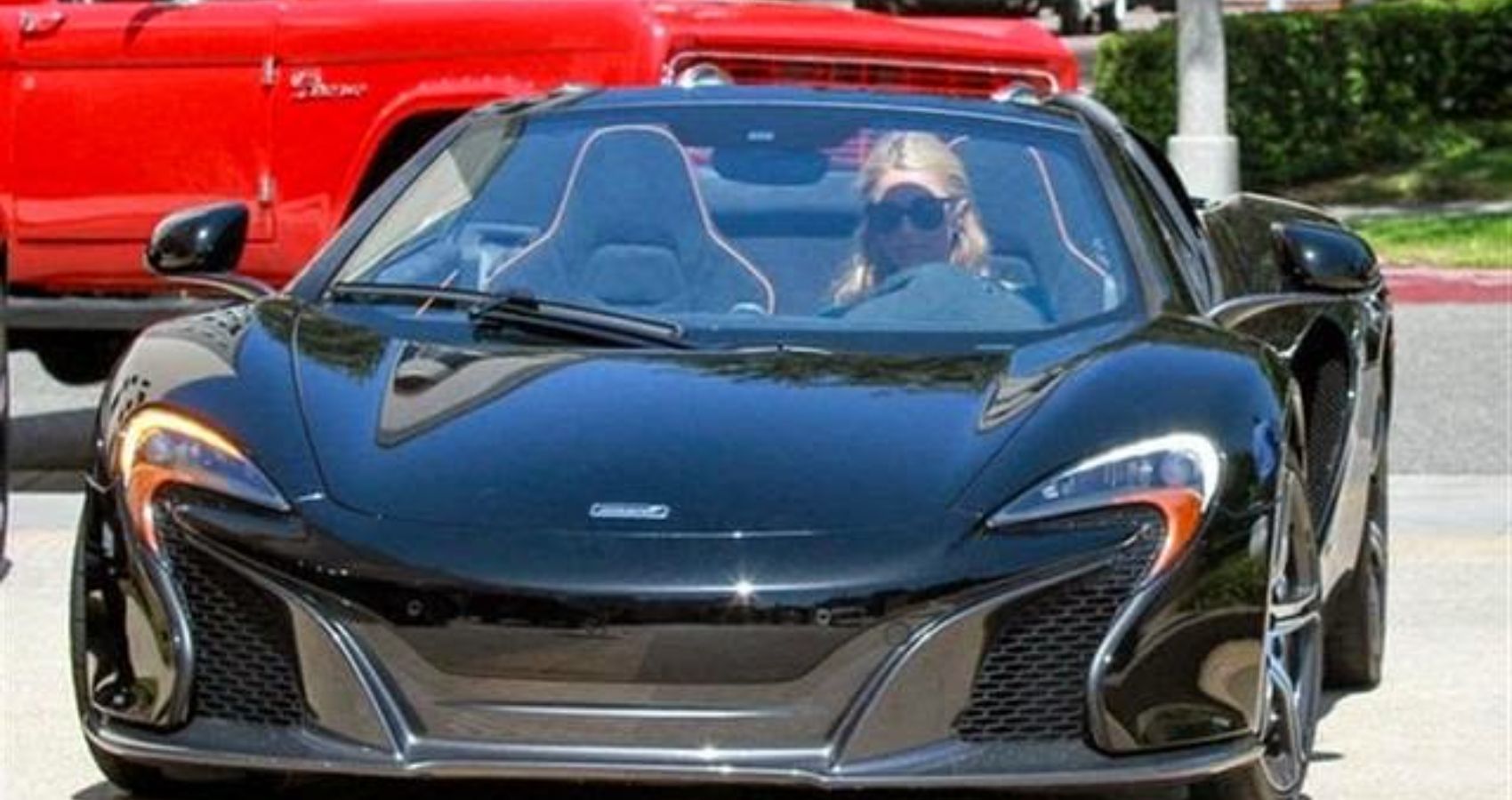 Paris Hilton Buys a Black McLaren 650S Spider