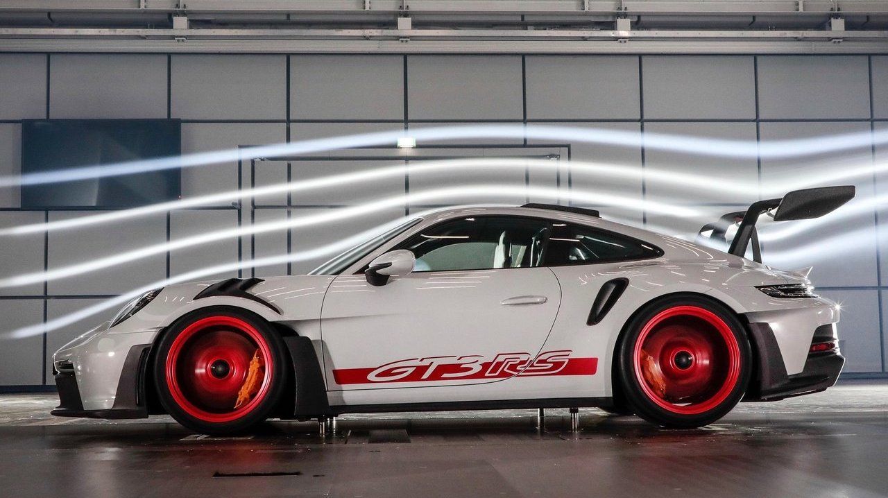 Porsche-911_GT3_RS-2023-Airflow