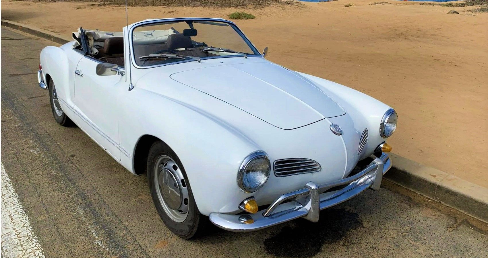 VW Karmann Ghia Roadster - Front