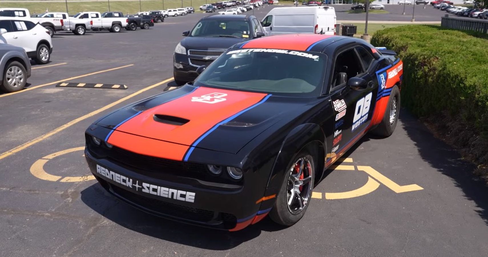 Here's How Easy It Is To Build A 1,500-HP Dodge Challenger Hellcat Race Car