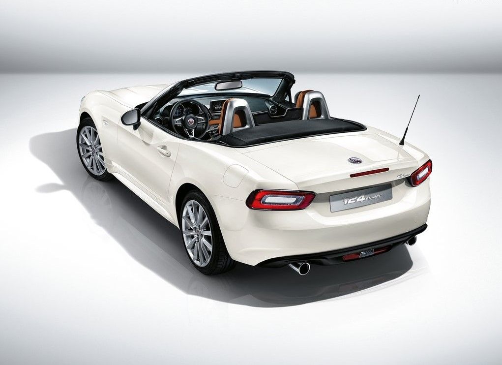 White 2017 Fiat 124 Spider rear view