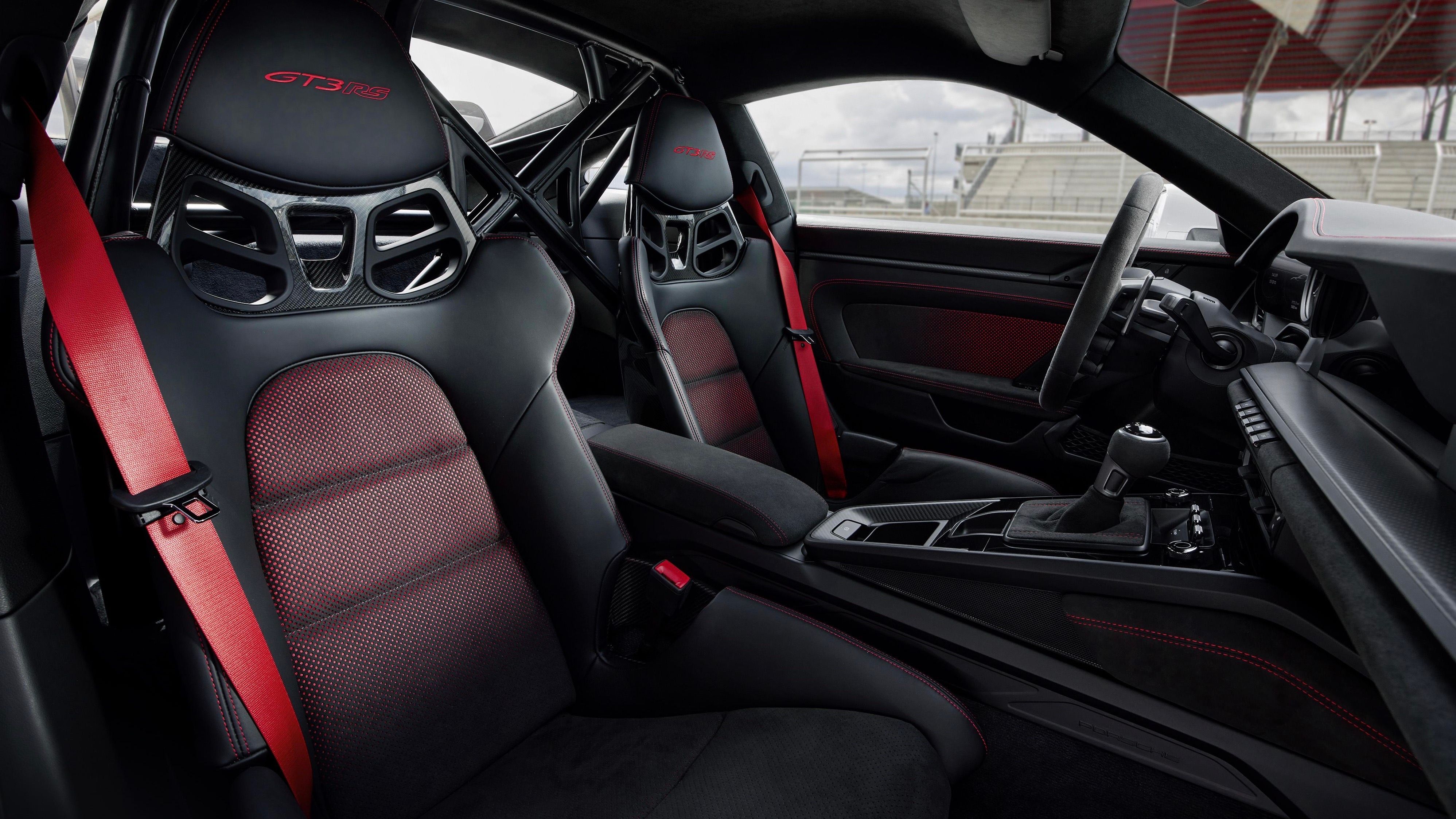 The seating inside the Porsche 911 GT3 RS.