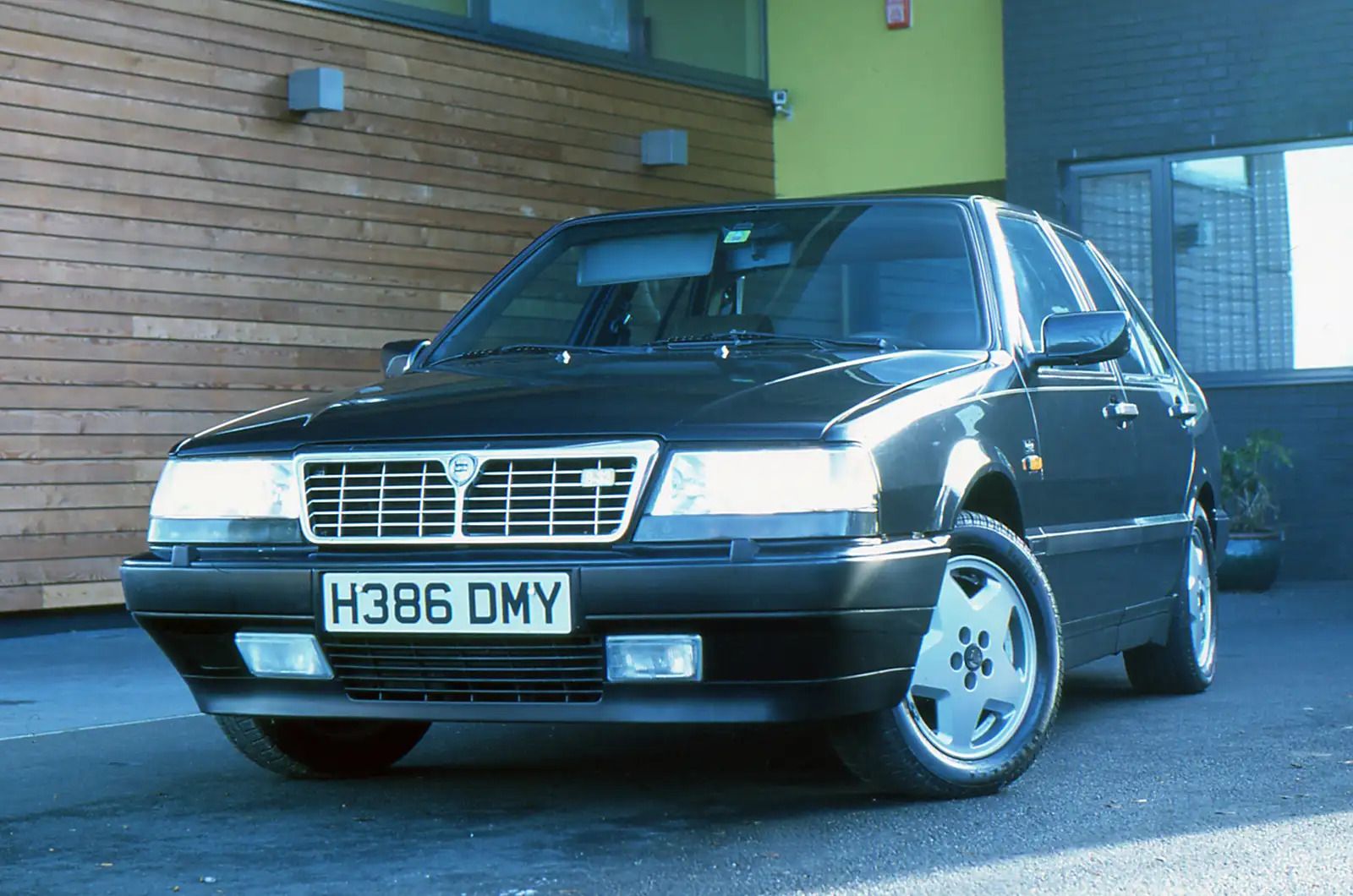 Lancia Thema 8-32 For Sale Front View