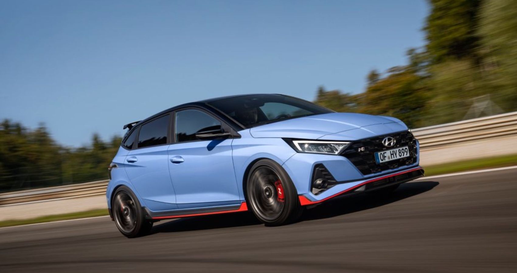 2022 hyundai-all-new-i20-N Side View in motion