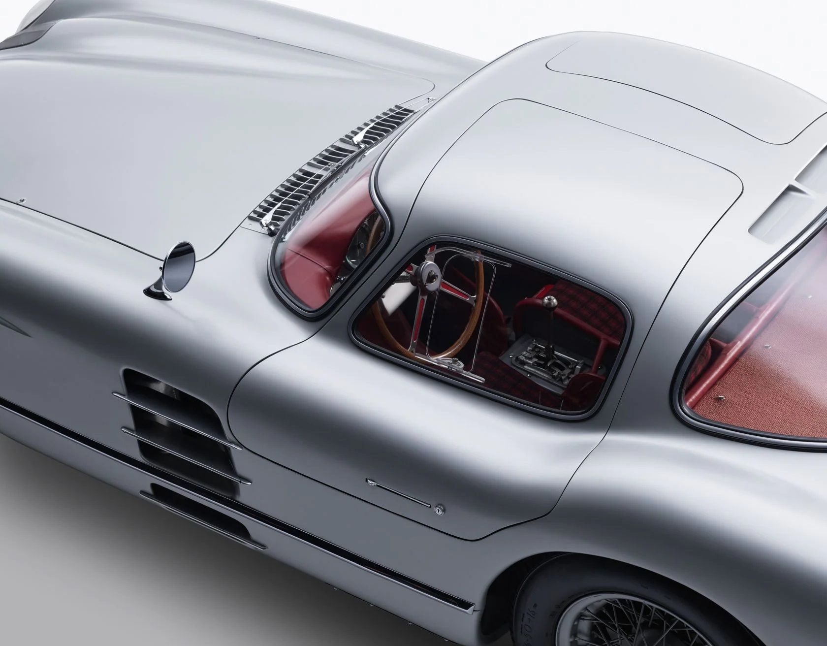 The closed top of the Mercedes-Benz 300 SLR Uhlenhaut Coupe.