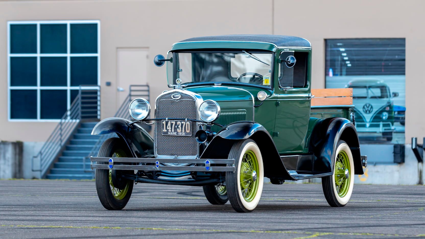 1931 Ford Model A Open Cab Pickup, front, green