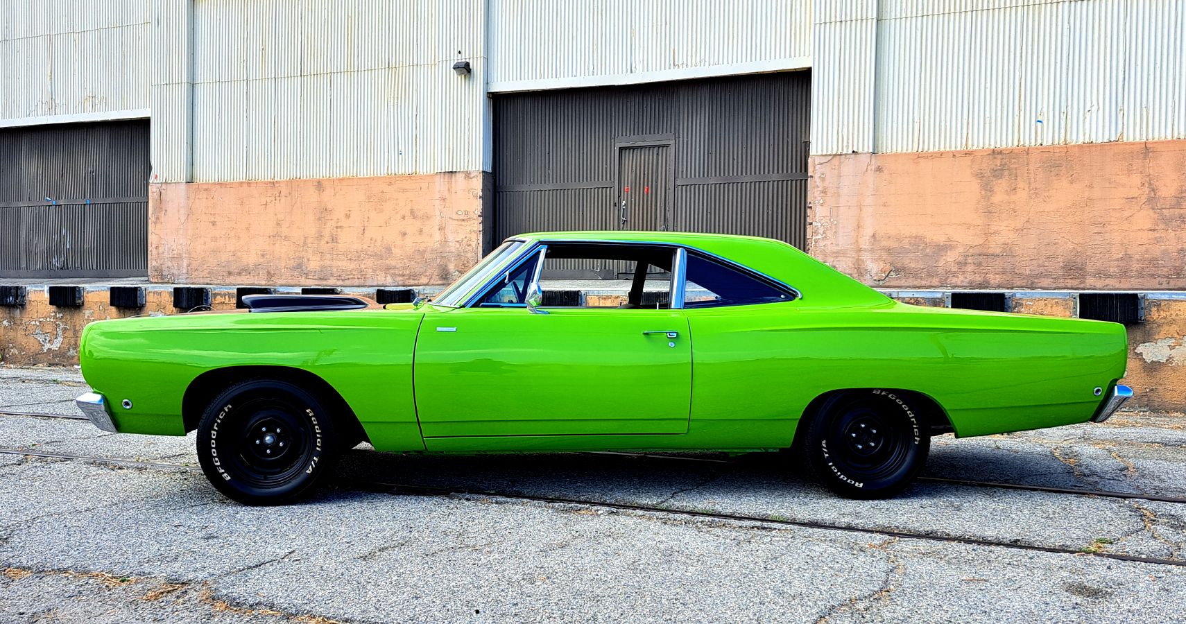 1968 Plymouth Road Runner Side Profile