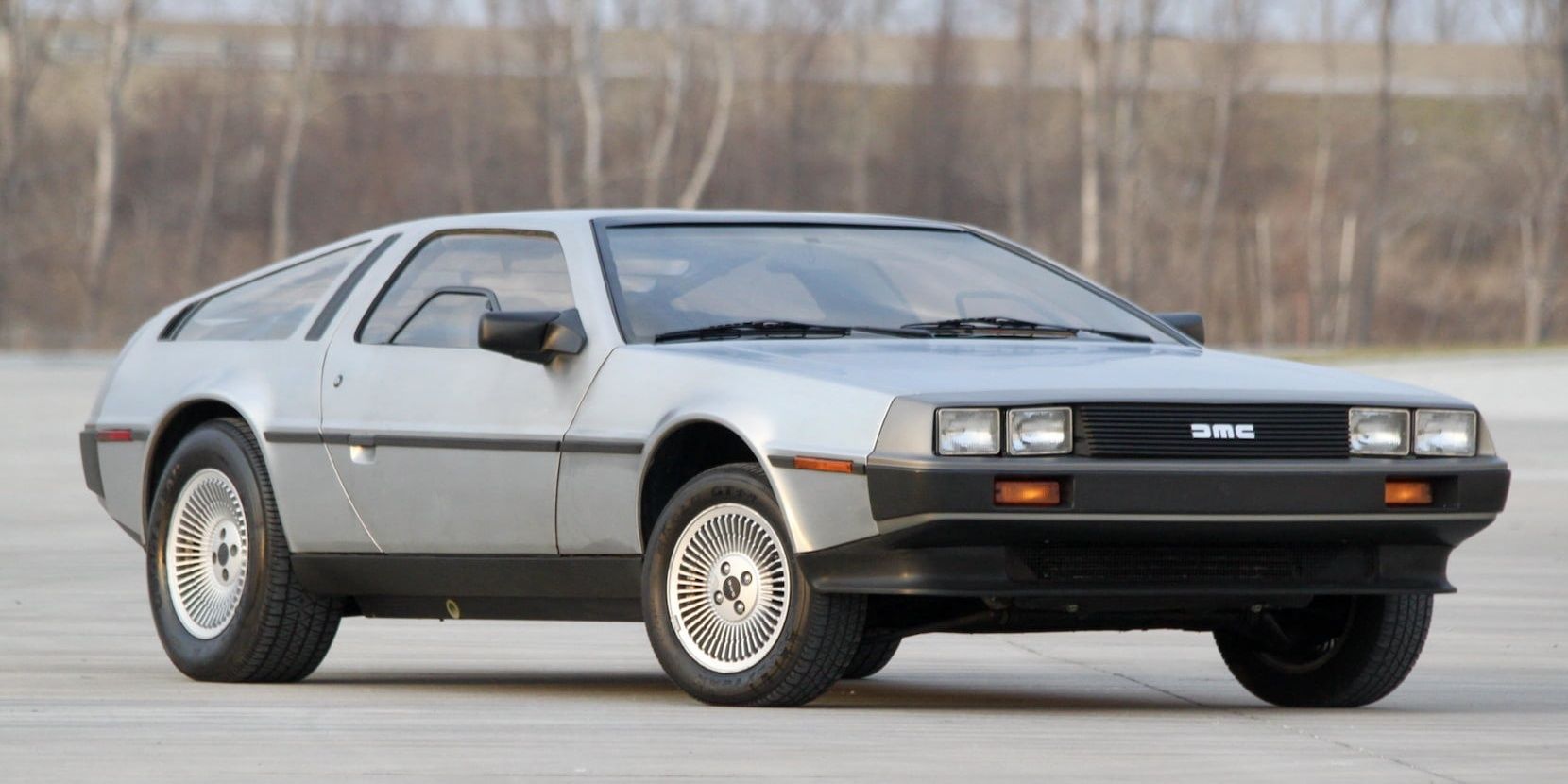 1981 DeLorean DMC-12 Cropped