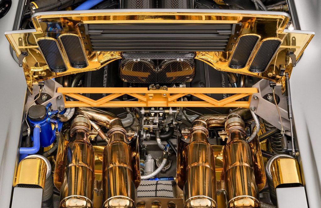 1993 mclaren f1 engine top view