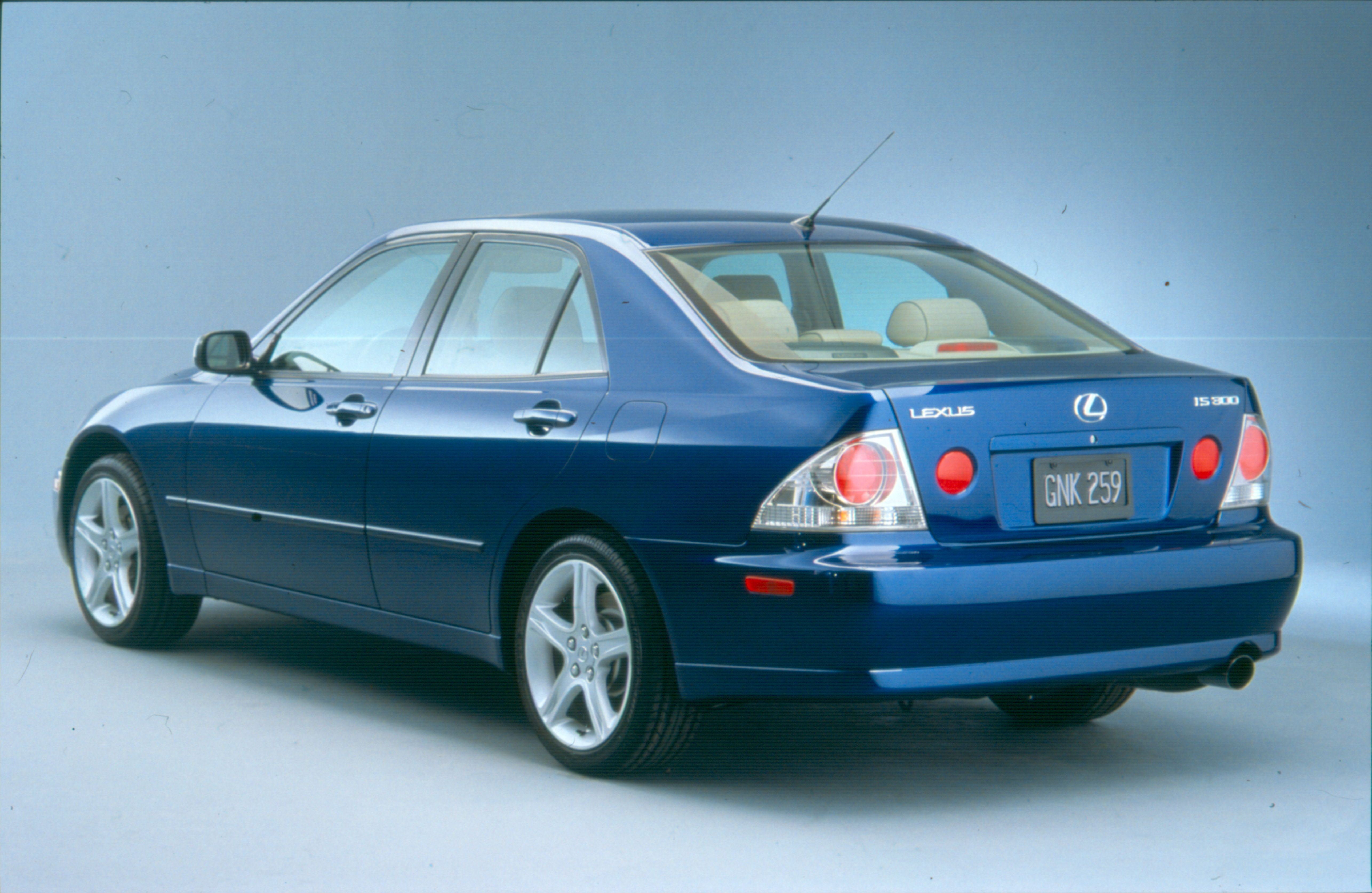 Lexus Is300 Mileage - zj0cjmw
