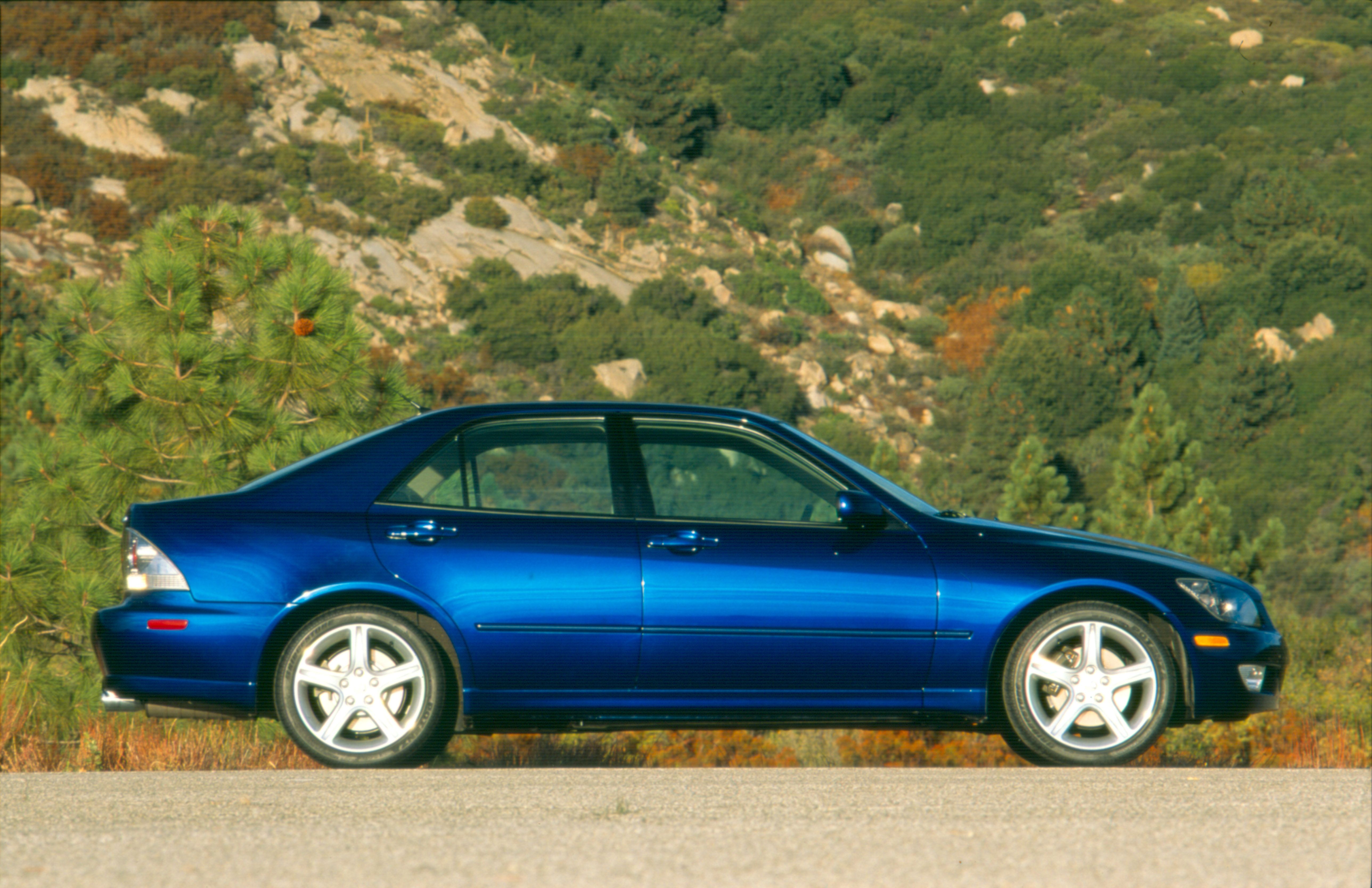 Lexus Is300 Mileage - 75hec29