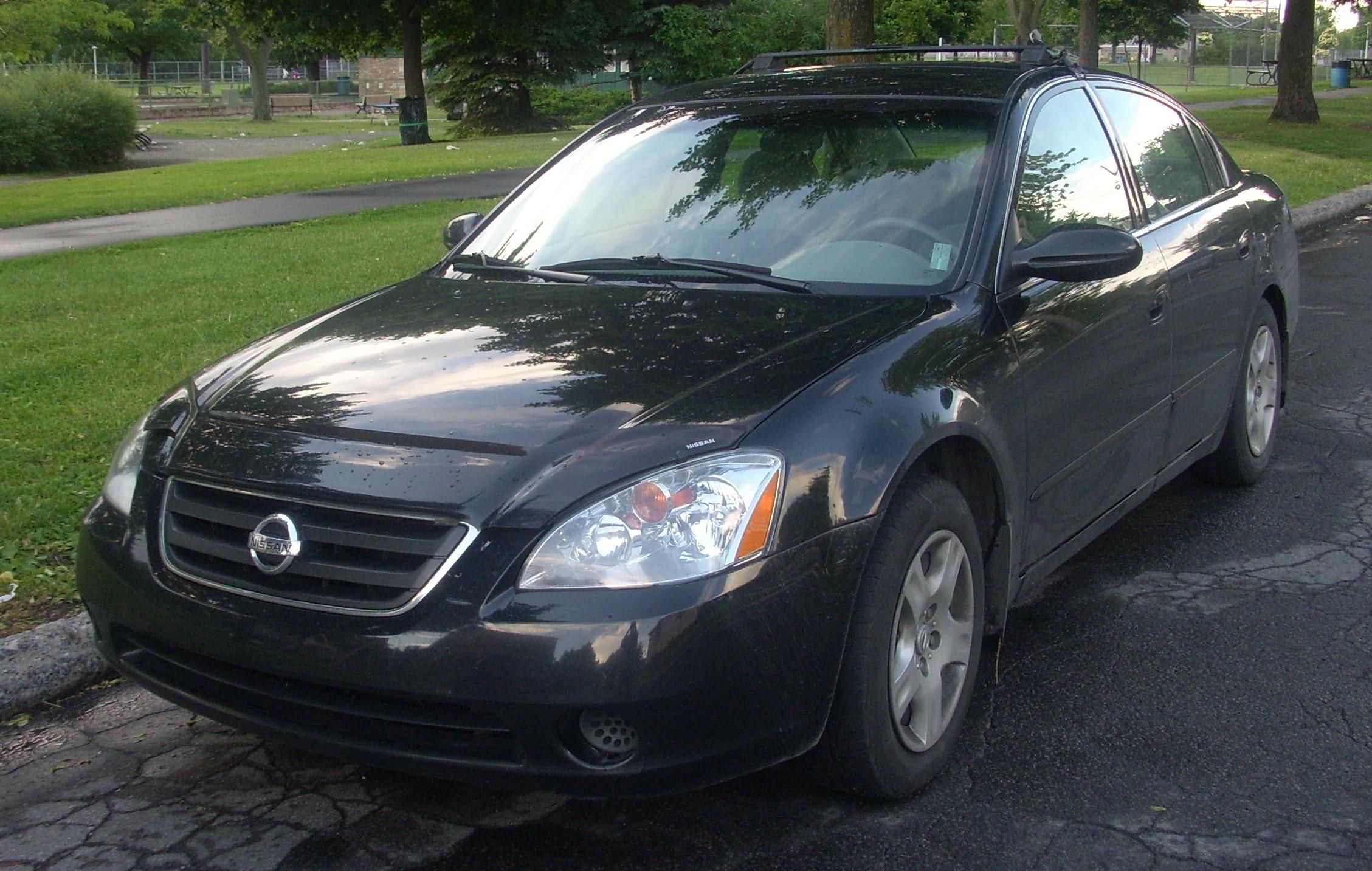 2002-'04_Nissan_Altima