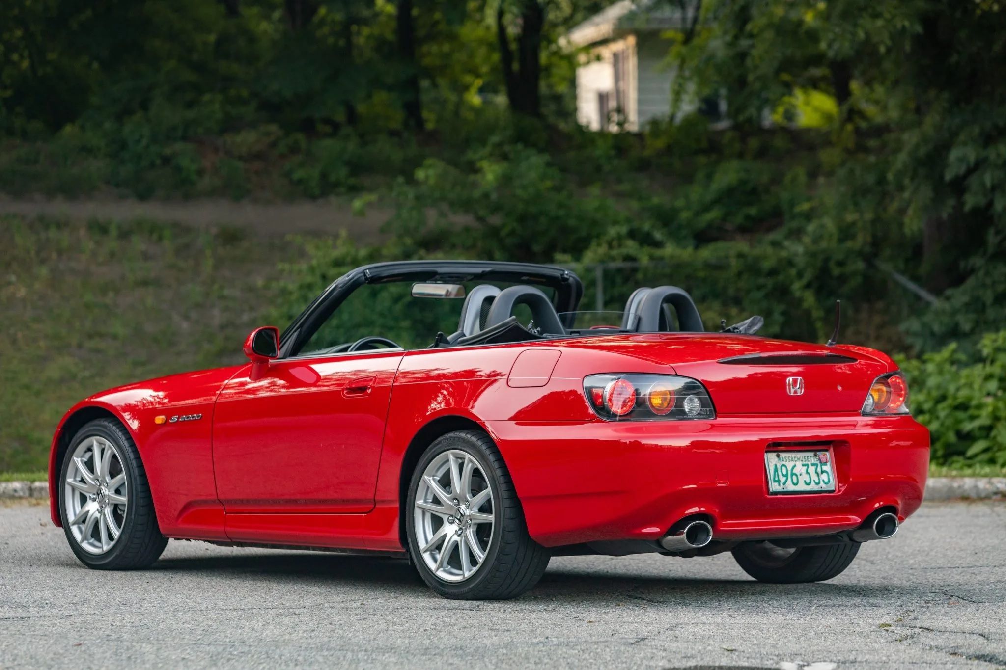 2004-honda-s2000-rear-angle