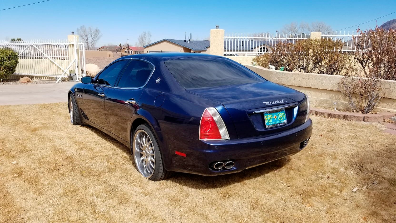 2005-Maserati-Quattroporte-1